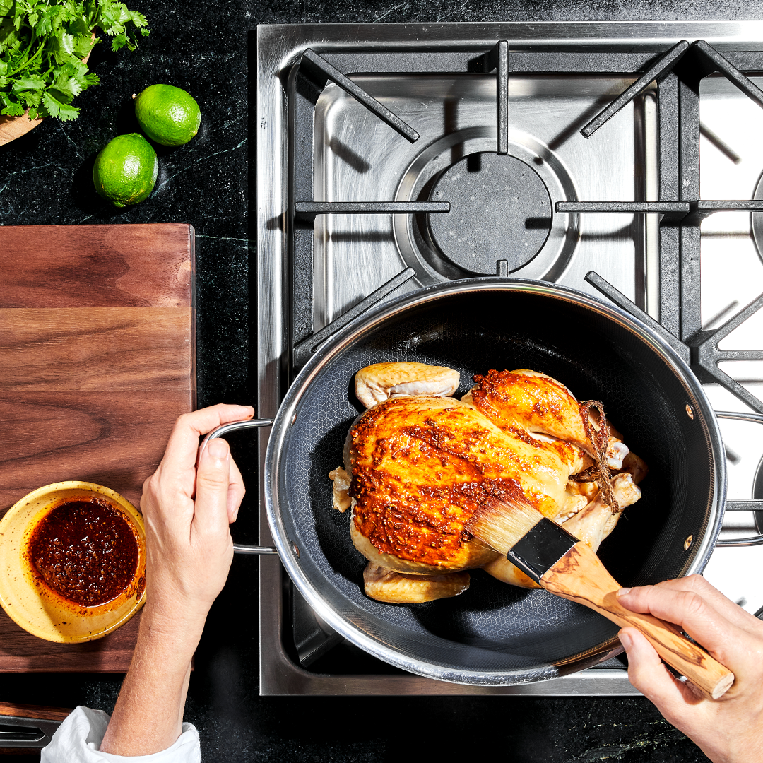 Hybrid Oval Dutch Oven. 6.5-Qt - Image 4