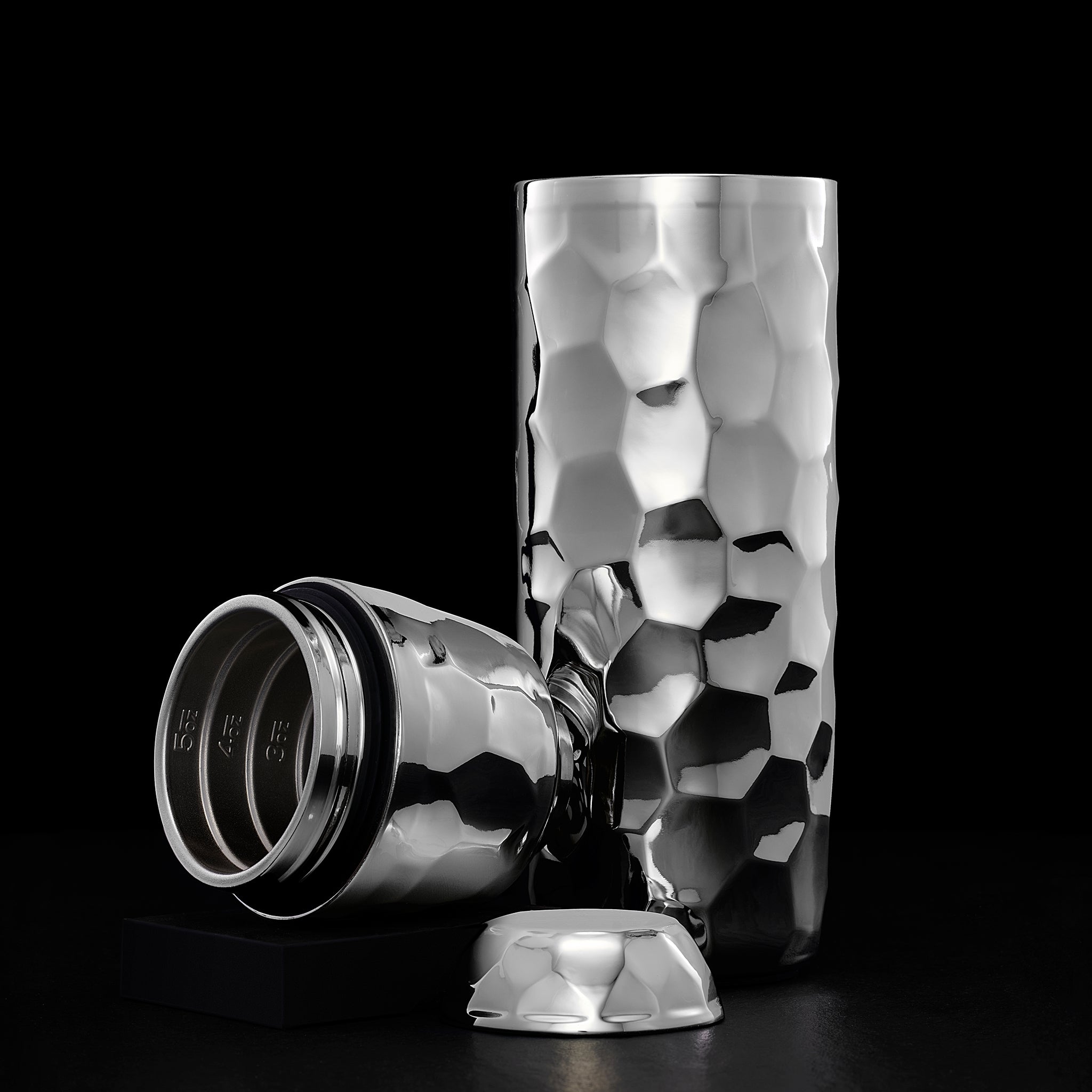 Cocktail Shaker. 25 oz (Chrome) - Image 2