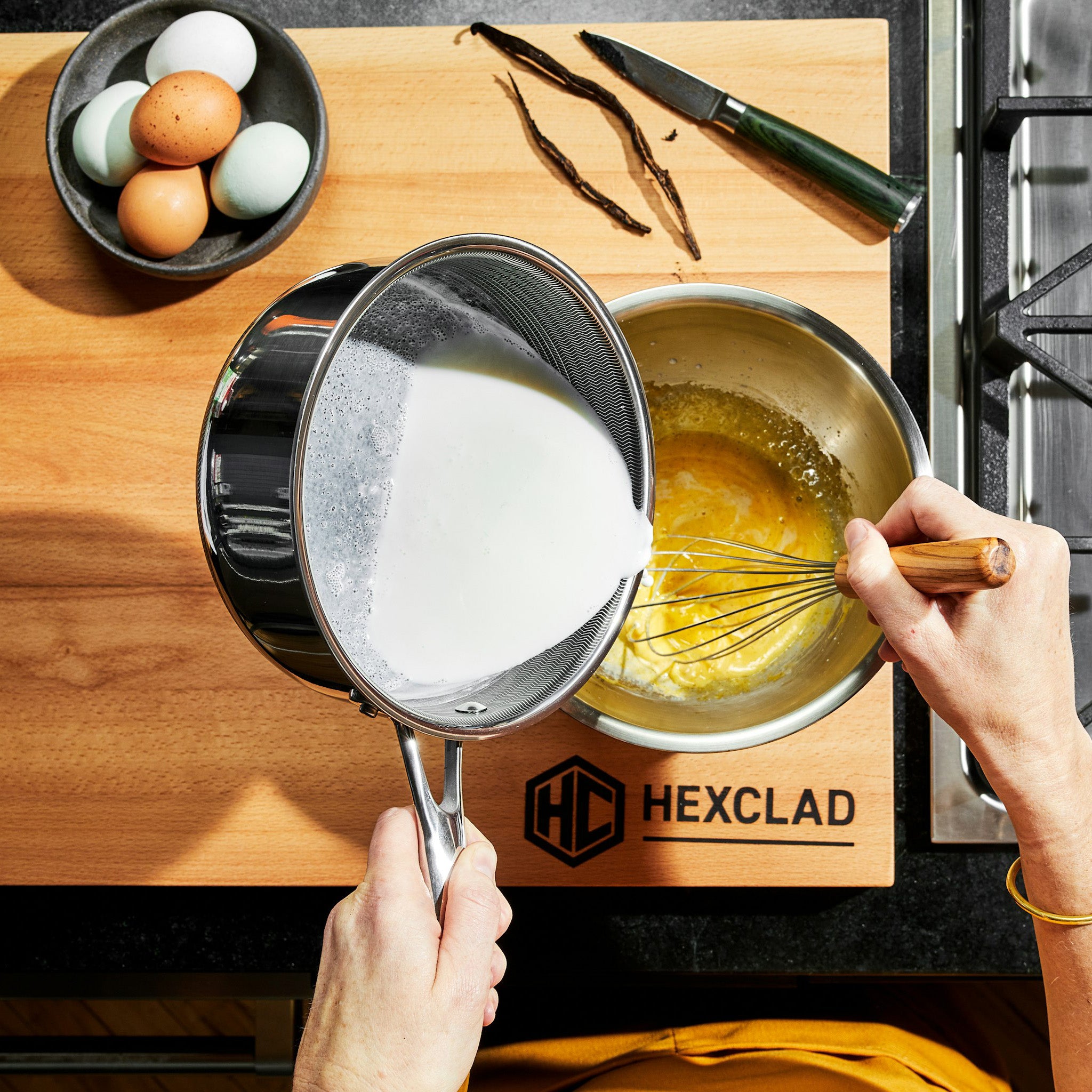 Hybrid Saucepan With Lid. 2-Qt - Image 8