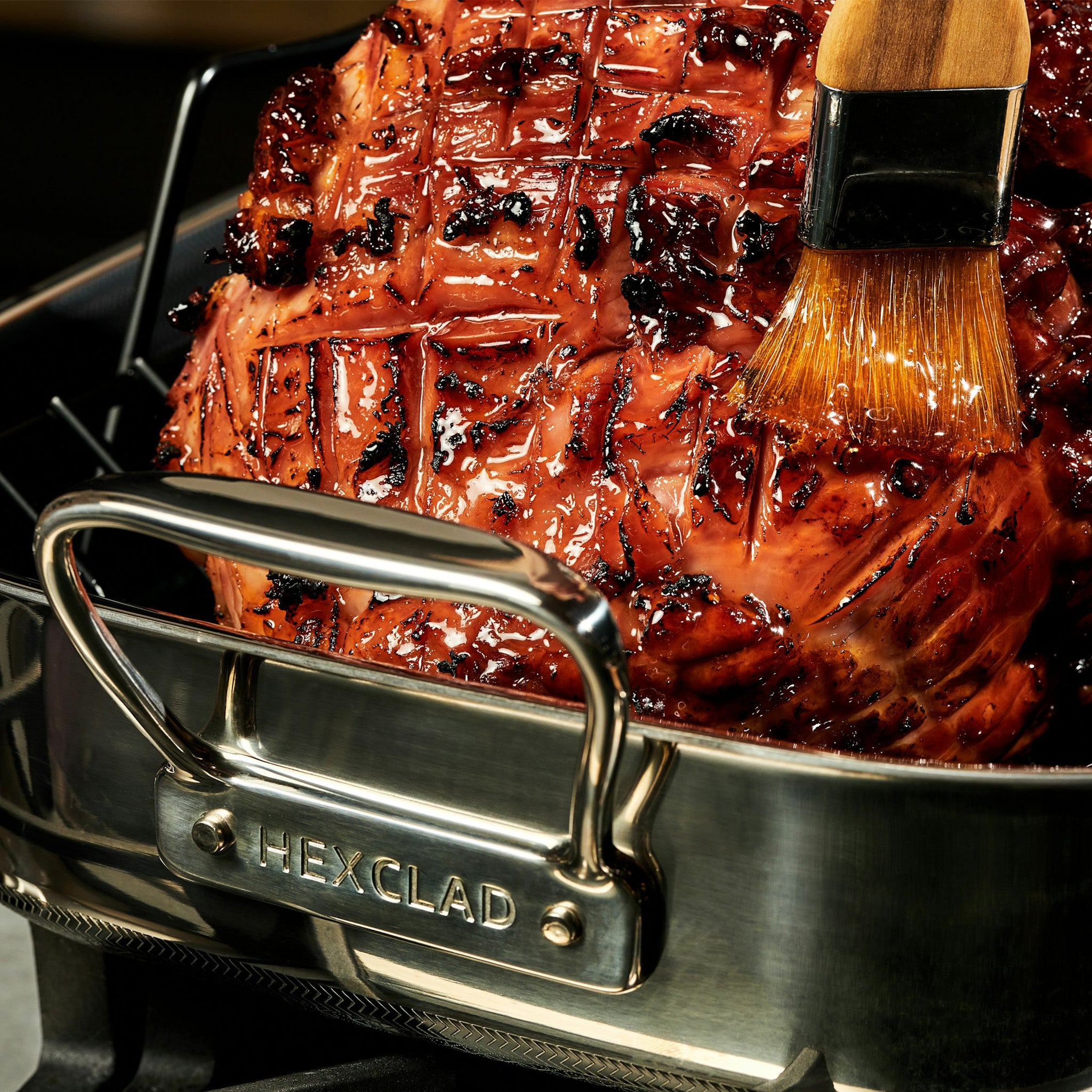 Hybrid Roasting Pan with Rack - Image 9