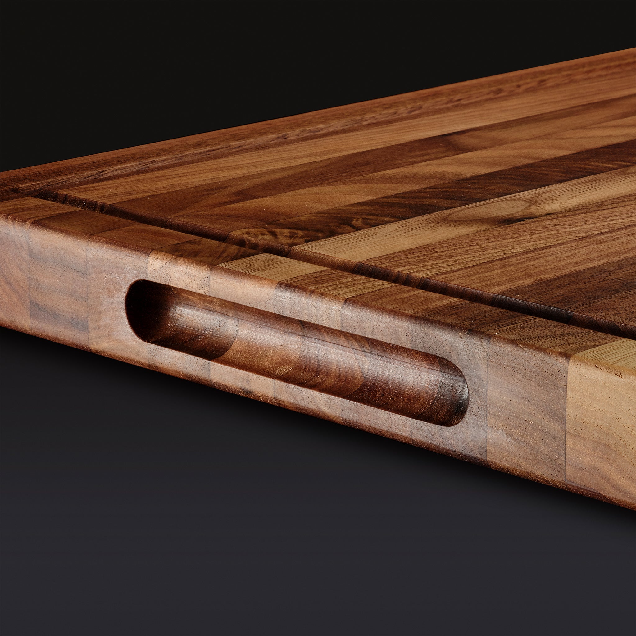 Walnut Cutting Board. Medium - Image 6