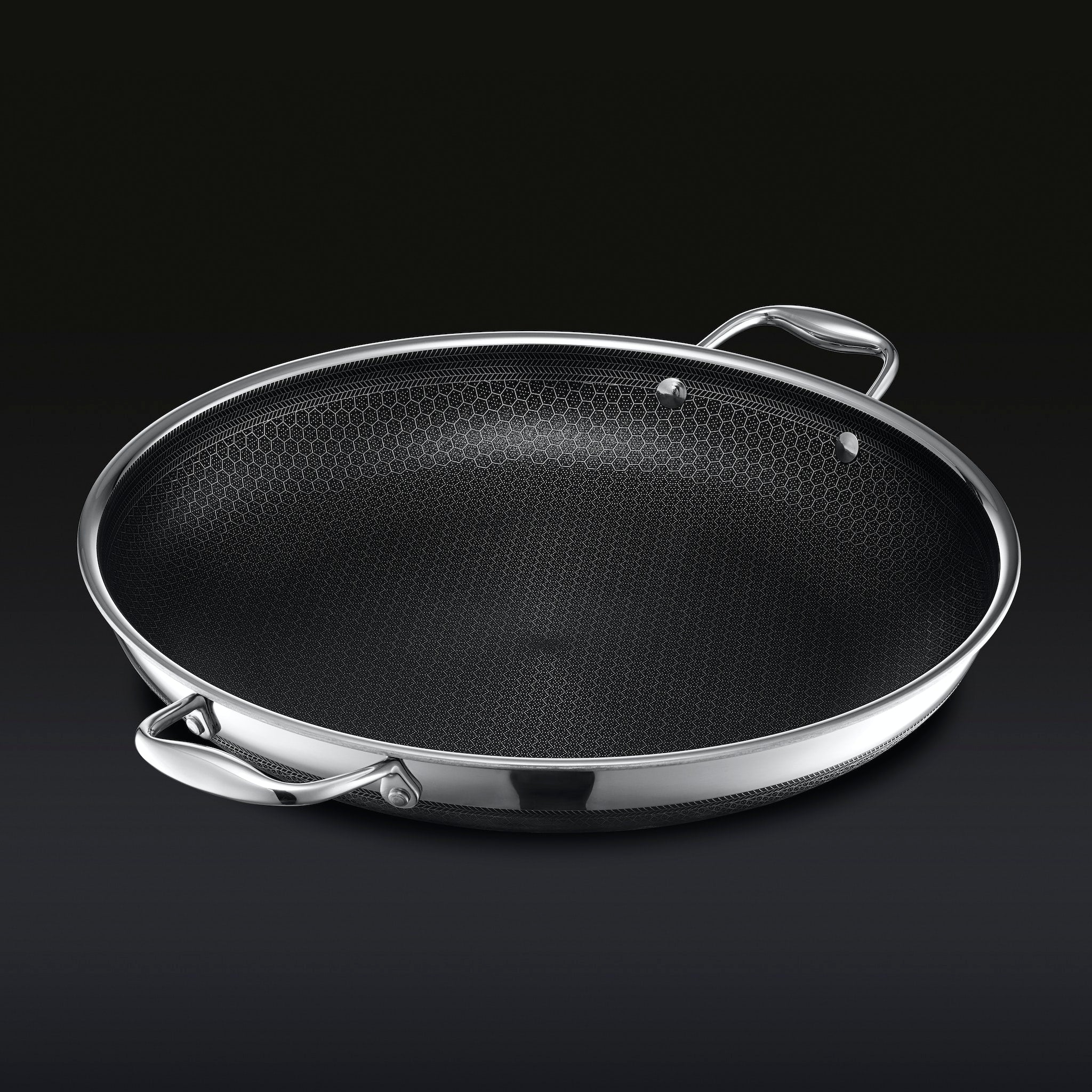 Hybrid Fry Pan with Lid. 14