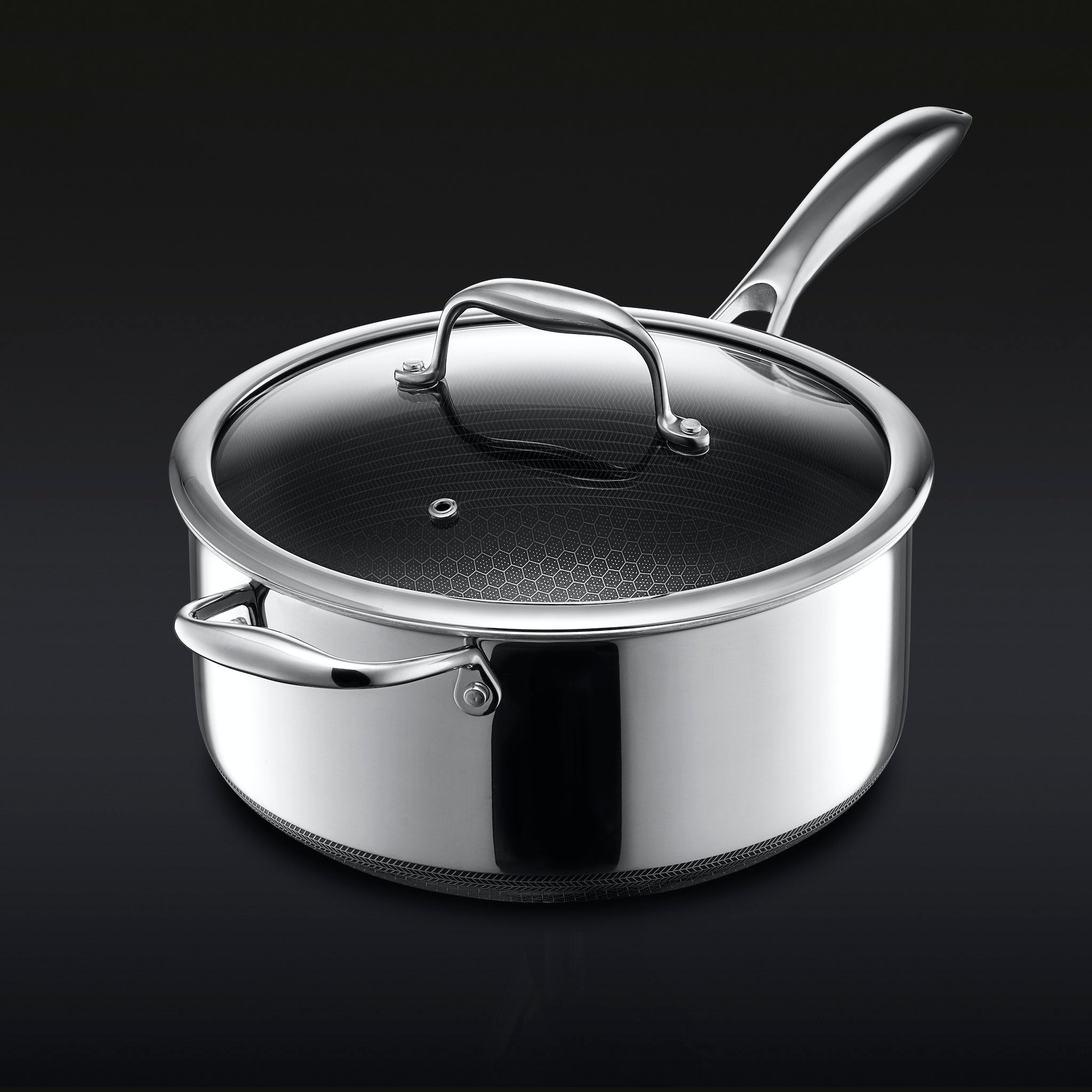 Hybrid Saucepan with Lid. 5-Qt