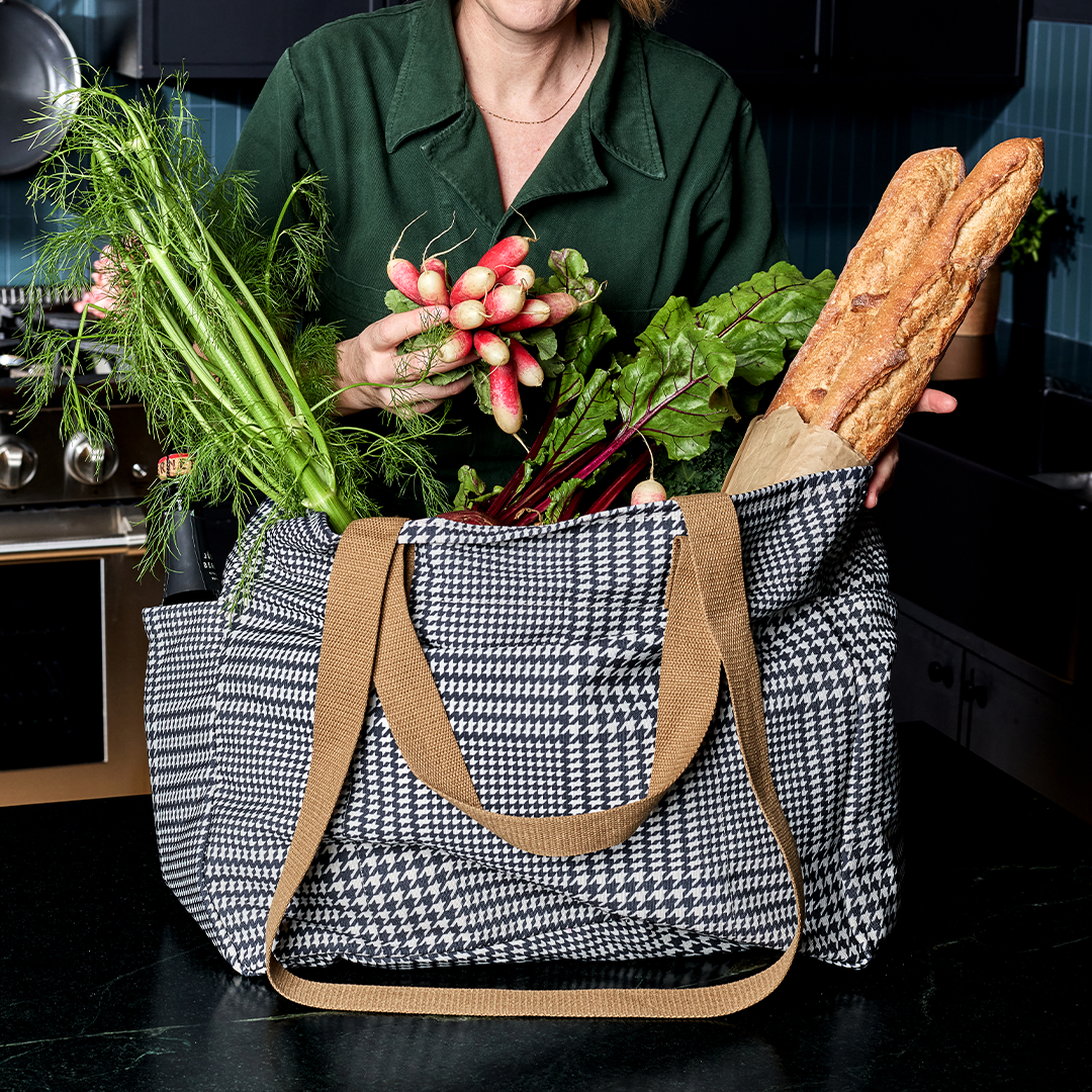 The Everything Everywhere Bag (Houndstooth-Onyx) - Image 3